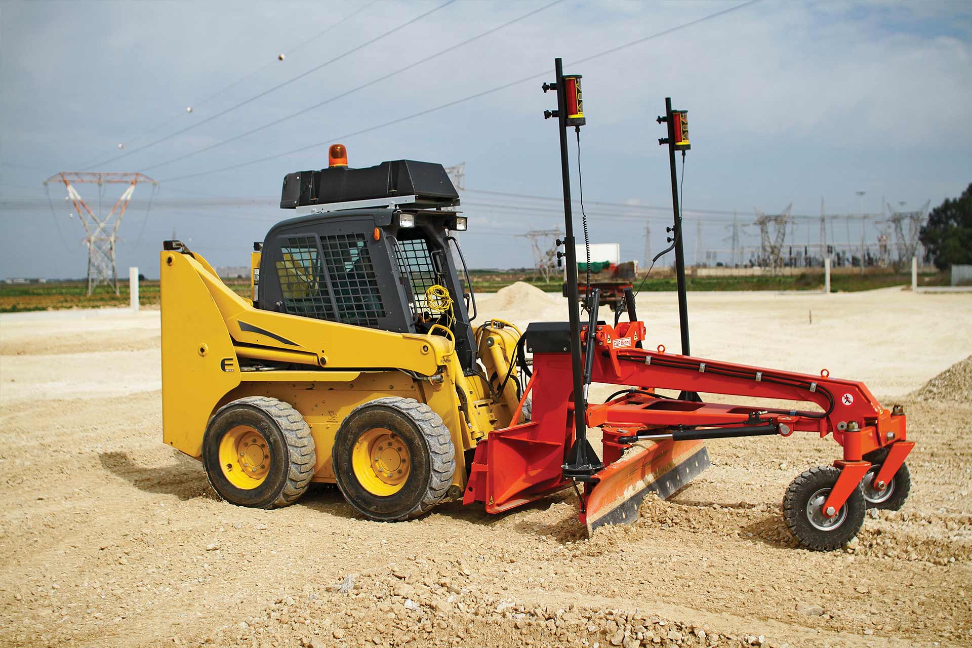 Livellatrice CNF: un motor grader compatto per ogni cantiere
